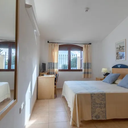 Del Mare 3* 솔라나스