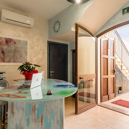 호텔 Del Mare 솔라나스