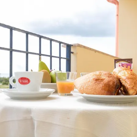 Del Mare Solanas Hotel 3*