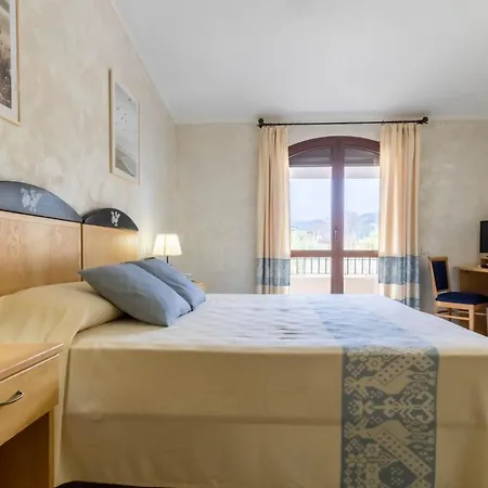 Del Mare Solanas Hotel