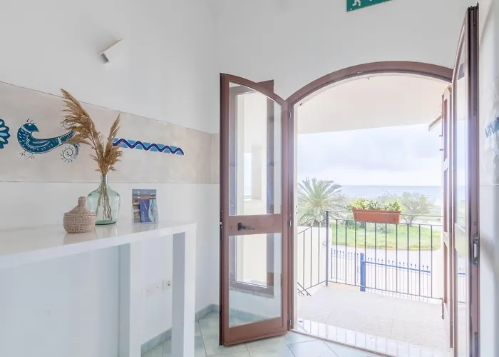 Del Mare 3* Solanas (Cagliari)